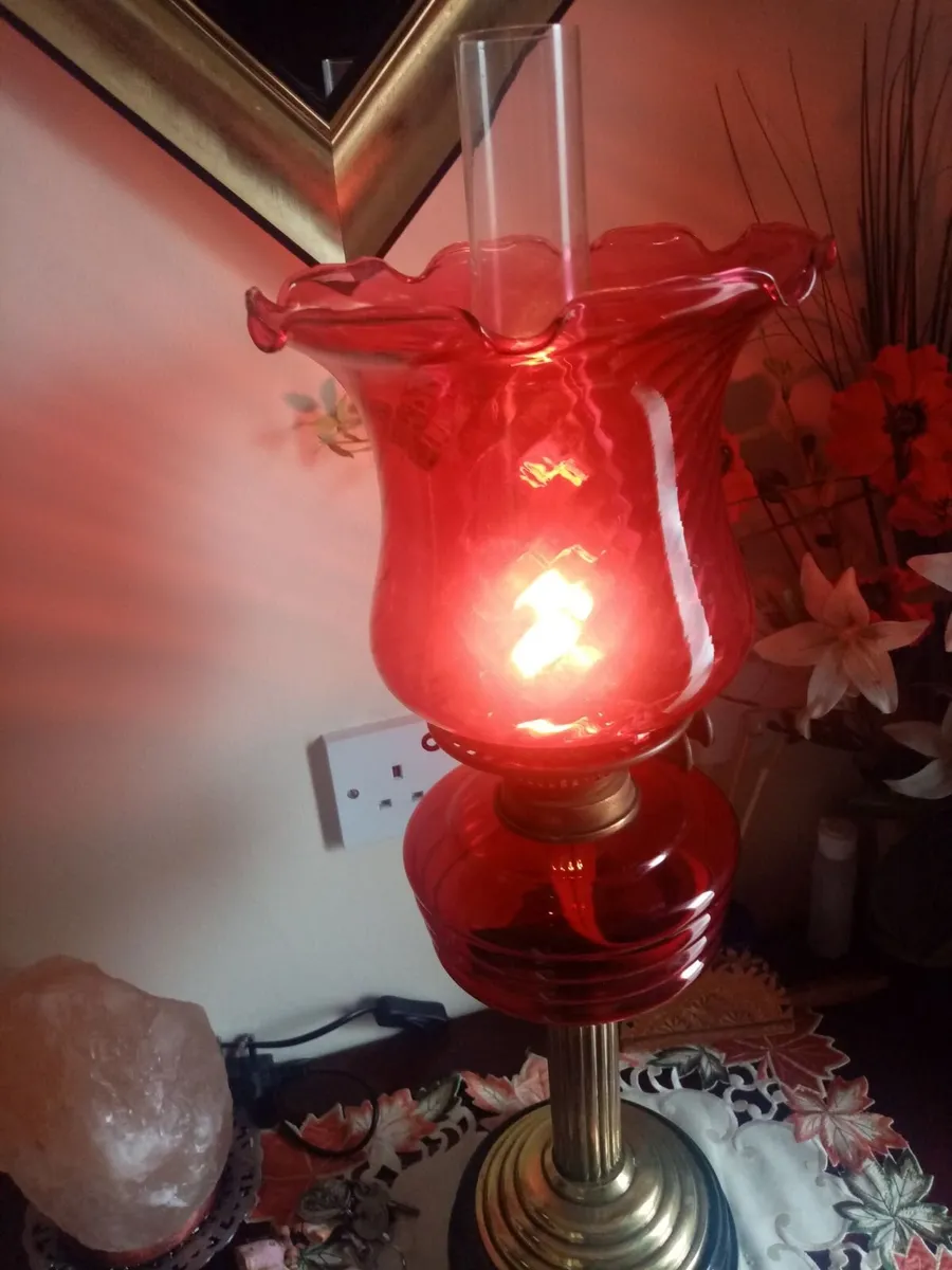 Victorian Oil Lamp - Image 2