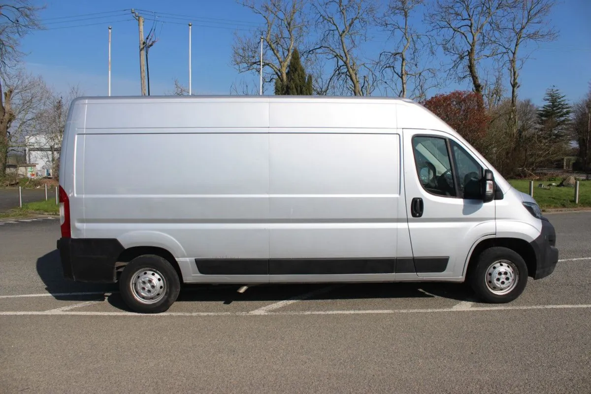 Peugeot Boxer BOXER 335 PRO L3H2 BLUE HDI - TENDER - Image 2