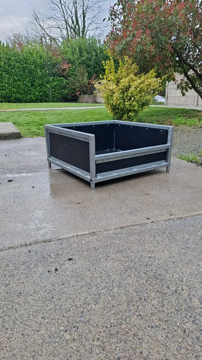 Chew proof dog bed - Image 1