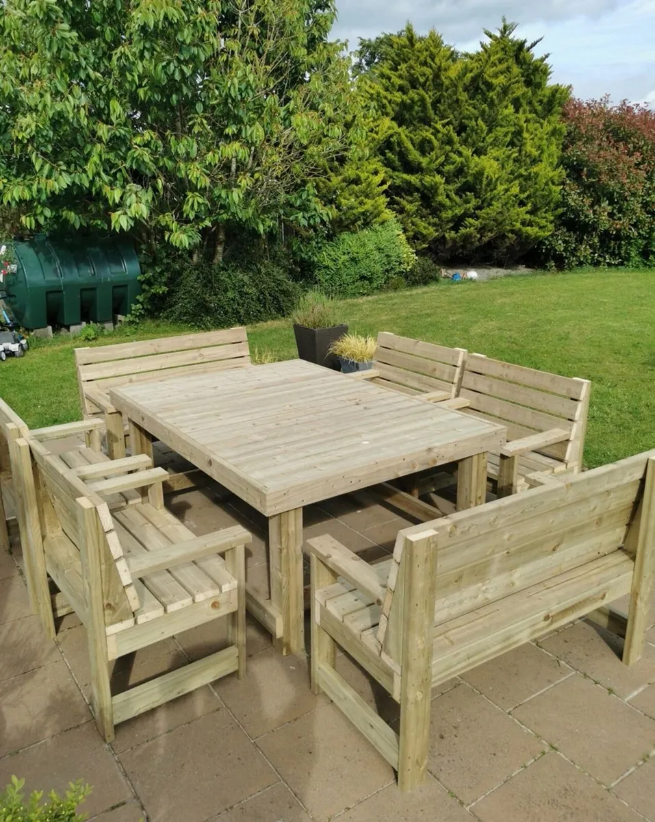 Garden furniture - Image 1