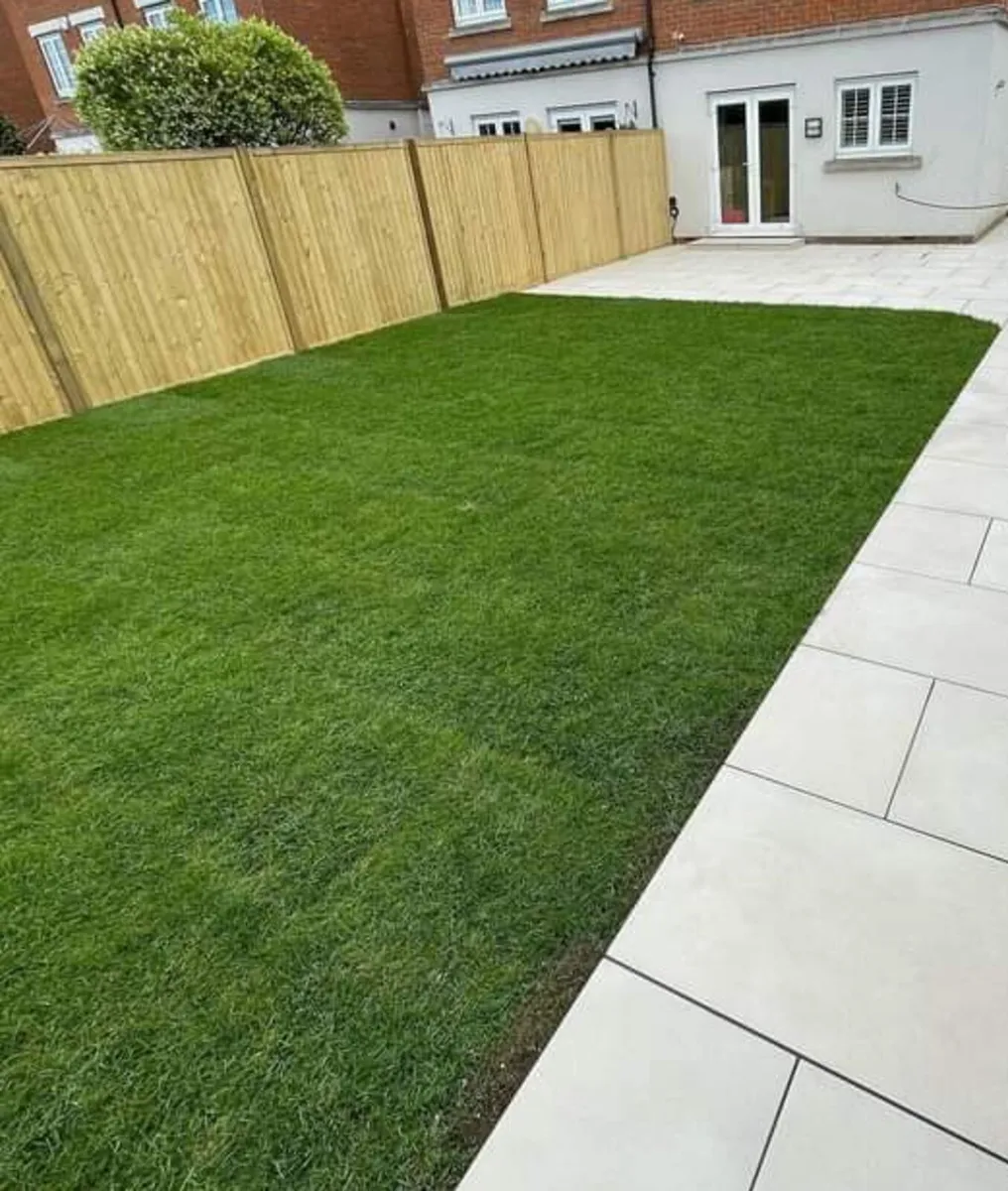 Artificial grass available in 40mm - Image 1