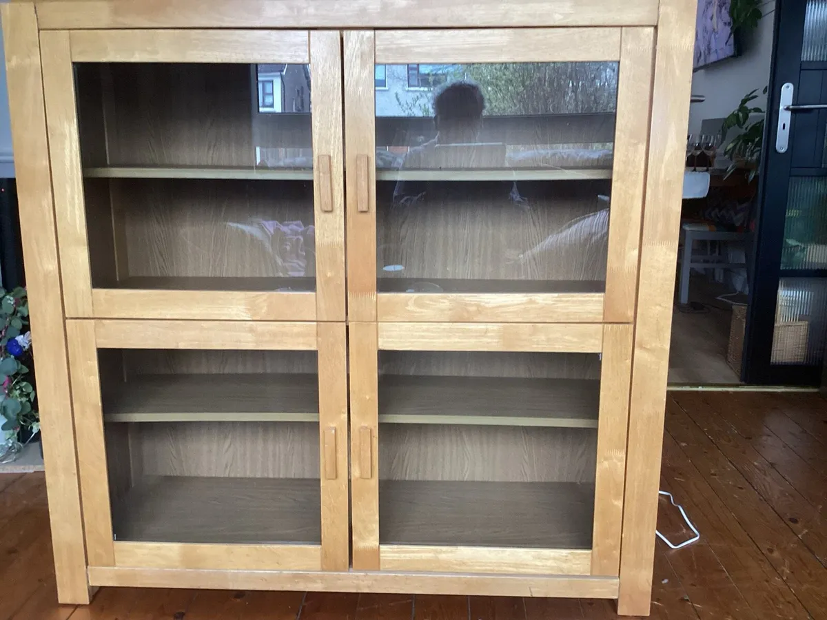 Display Cabinet - Image 1