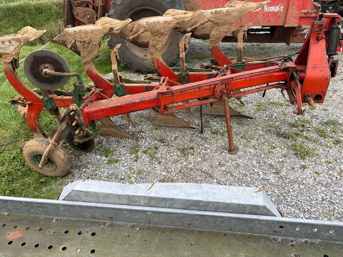 Kverneland plough - Image 3