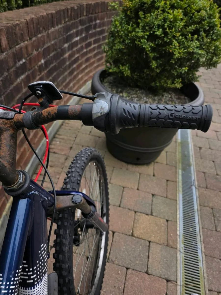 Apollo Evade mountain bike for sale - Image 2