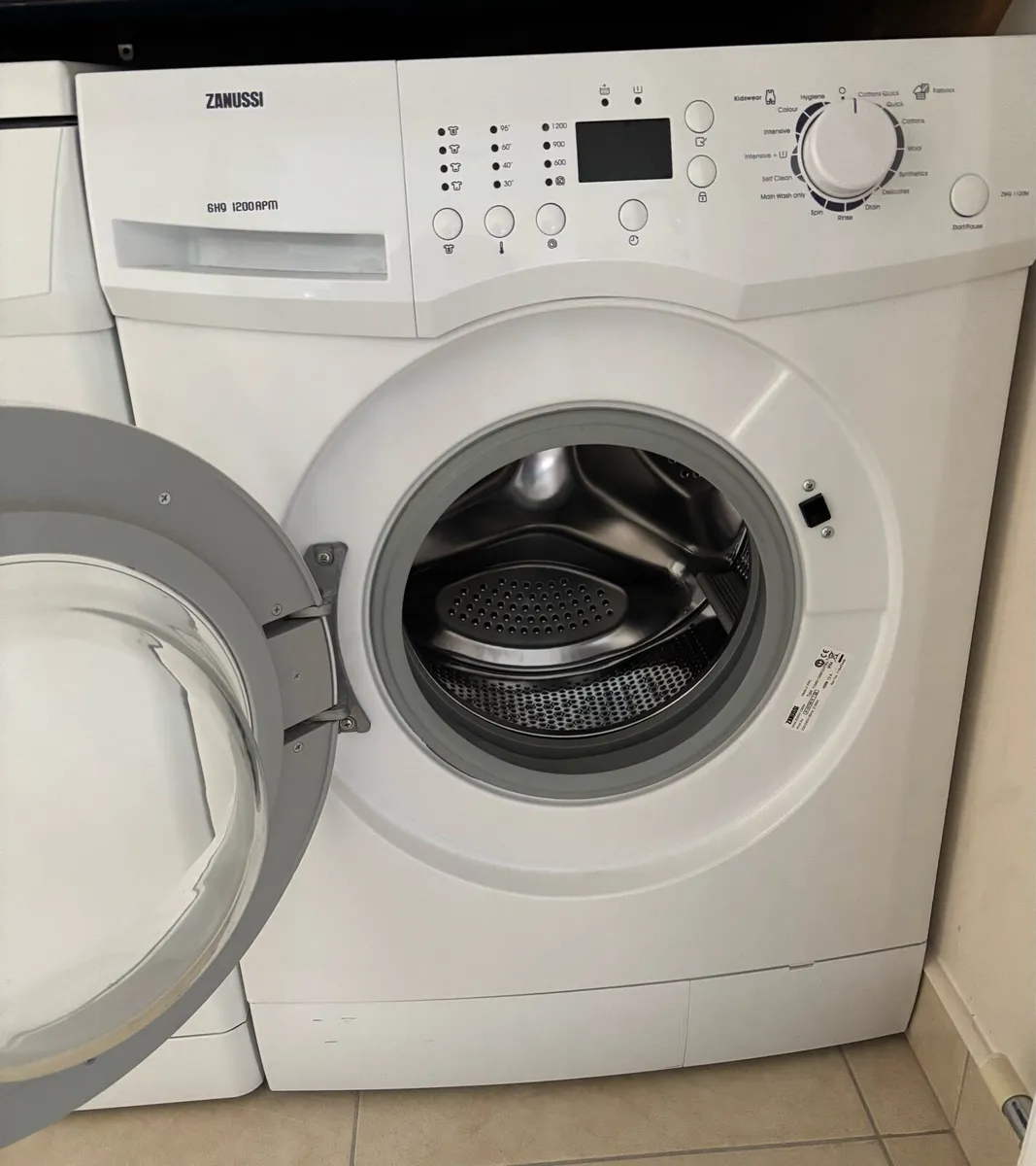 Zanussi 6kg Washing Machine - Image 2
