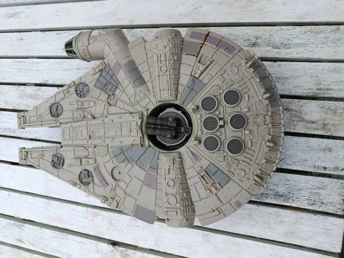 Millieum falcon - Image 1