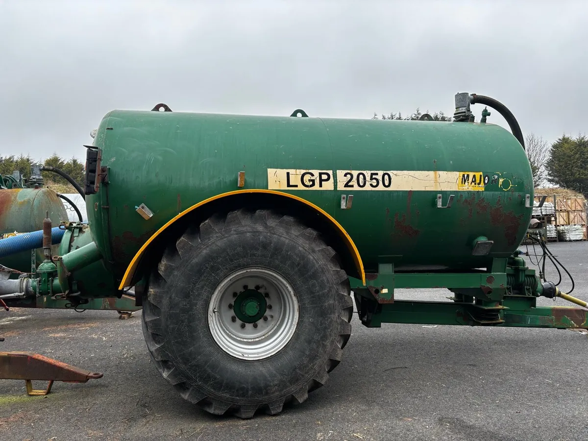Slurry tank - Image 1