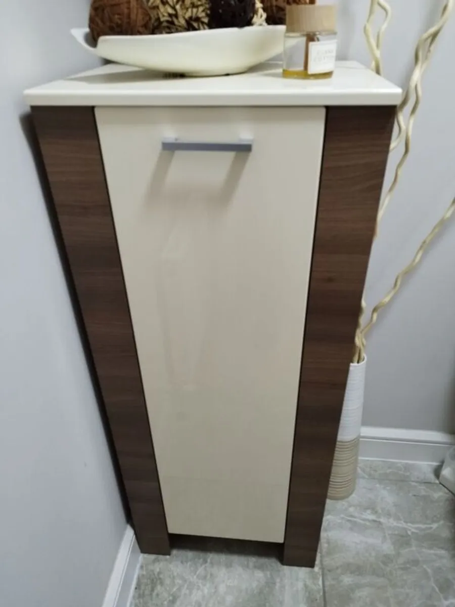 Bathroom furniture - Image 4