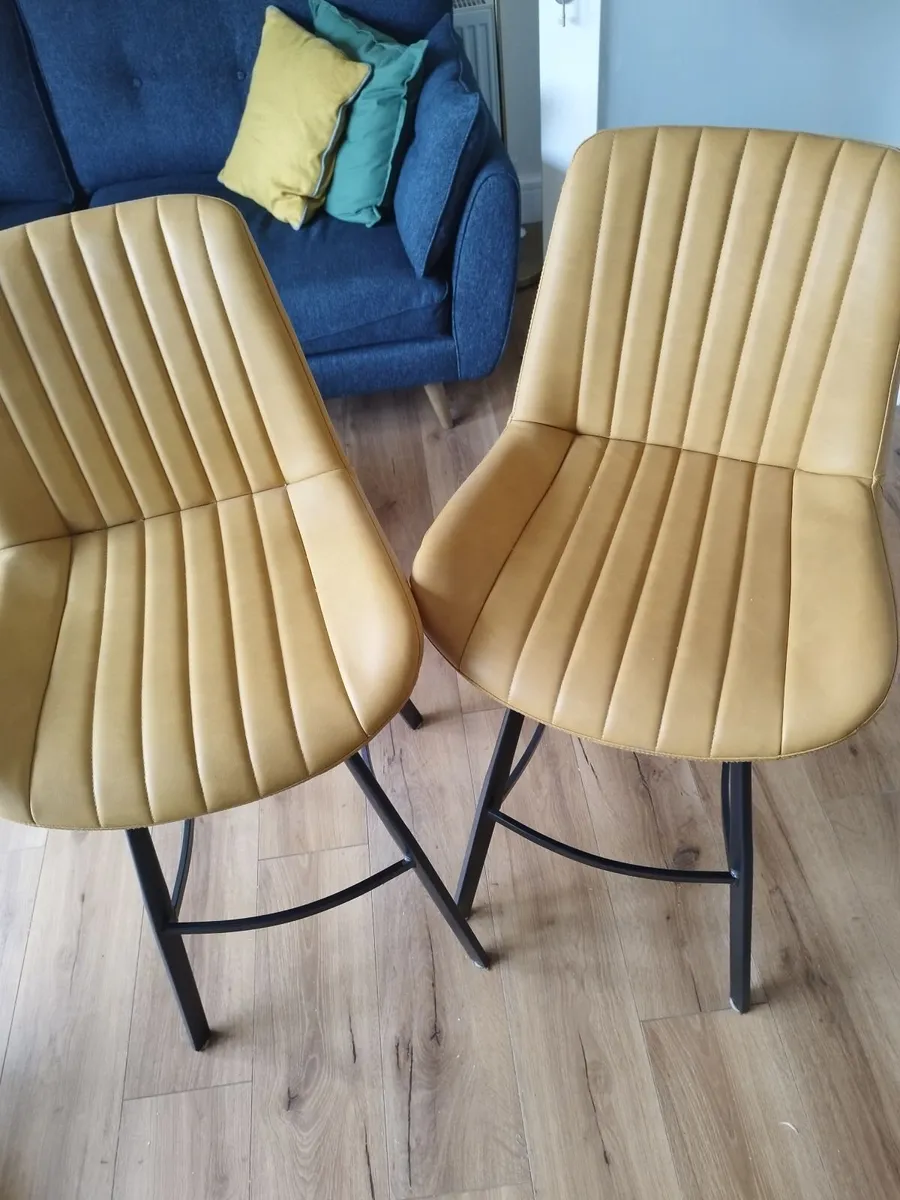 Bar stools - Image 2