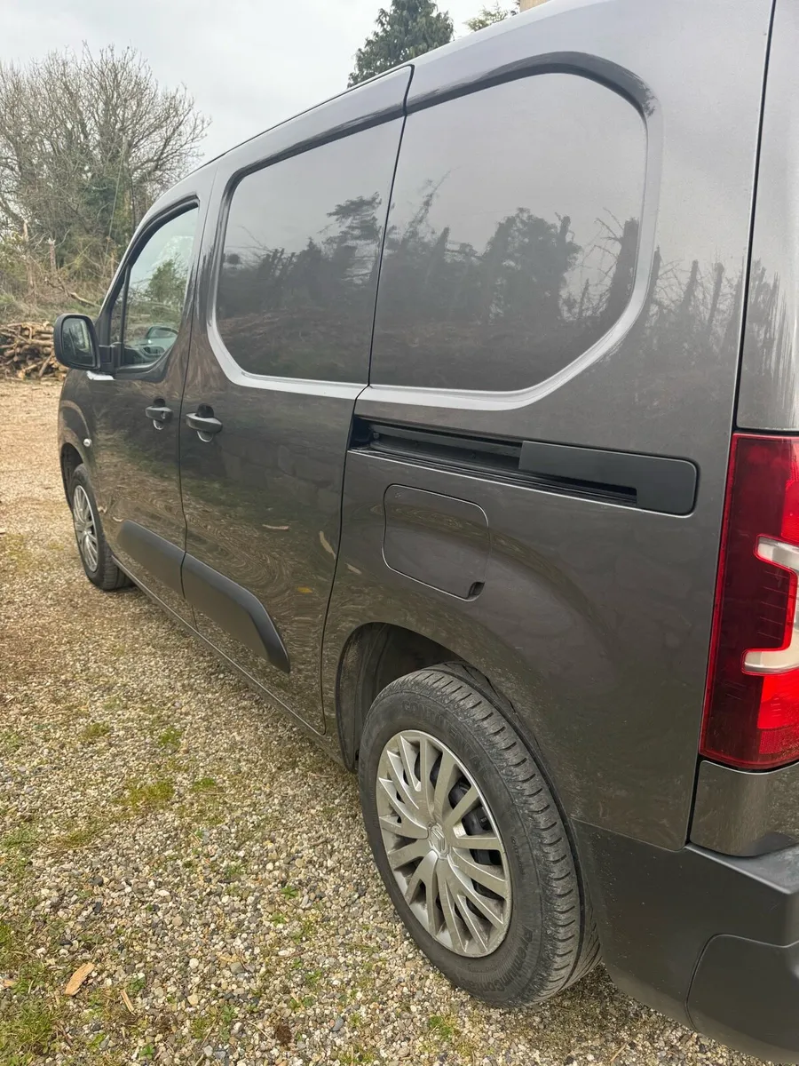 2022 Citroen Berlingo - Image 4