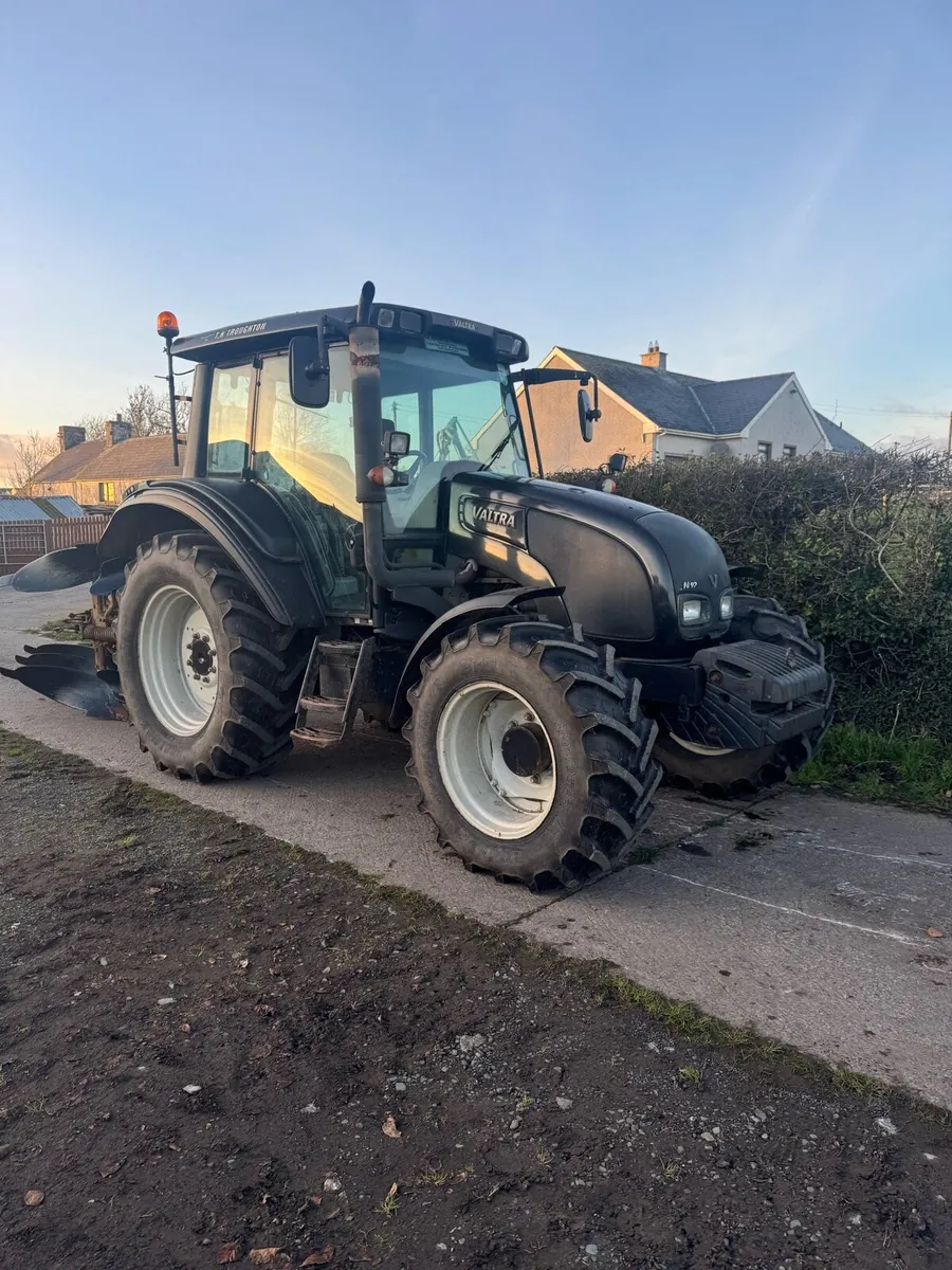 Hamilton Bros Auctions! Farm machinery auction! - Image 2