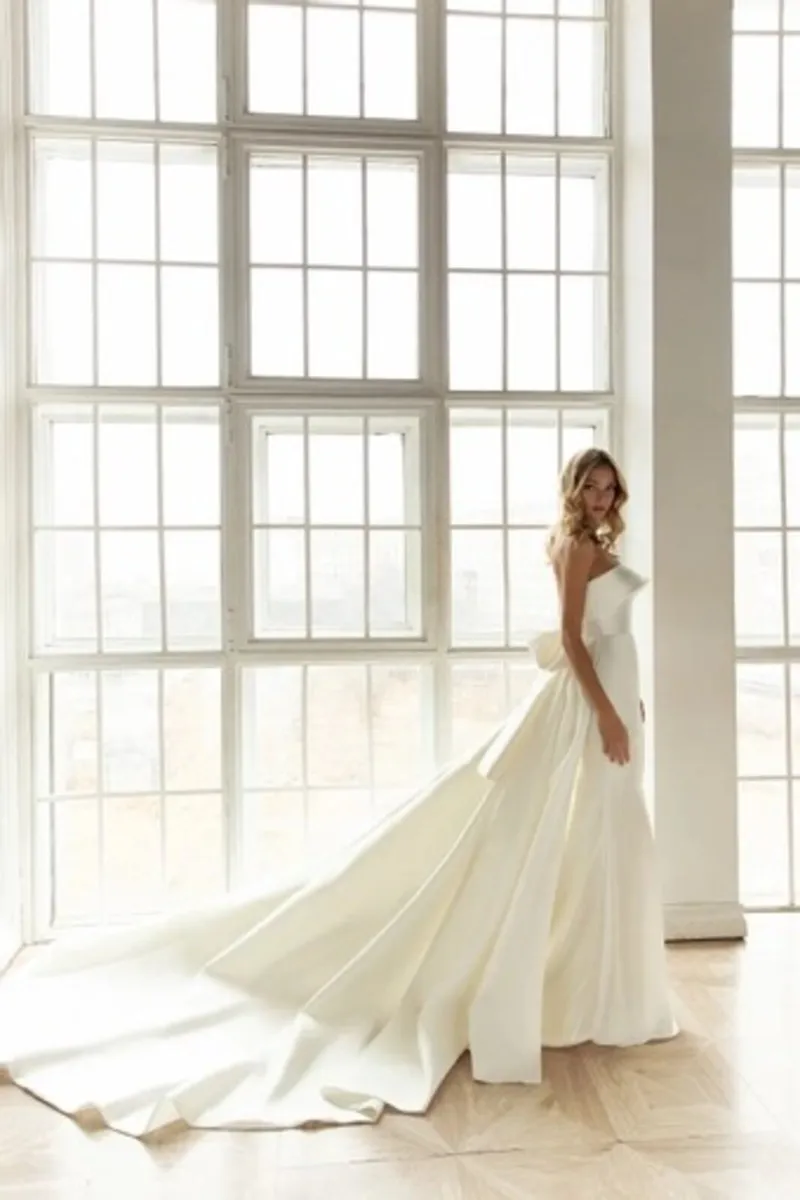 Eva Lendel wedding dress - Image 1