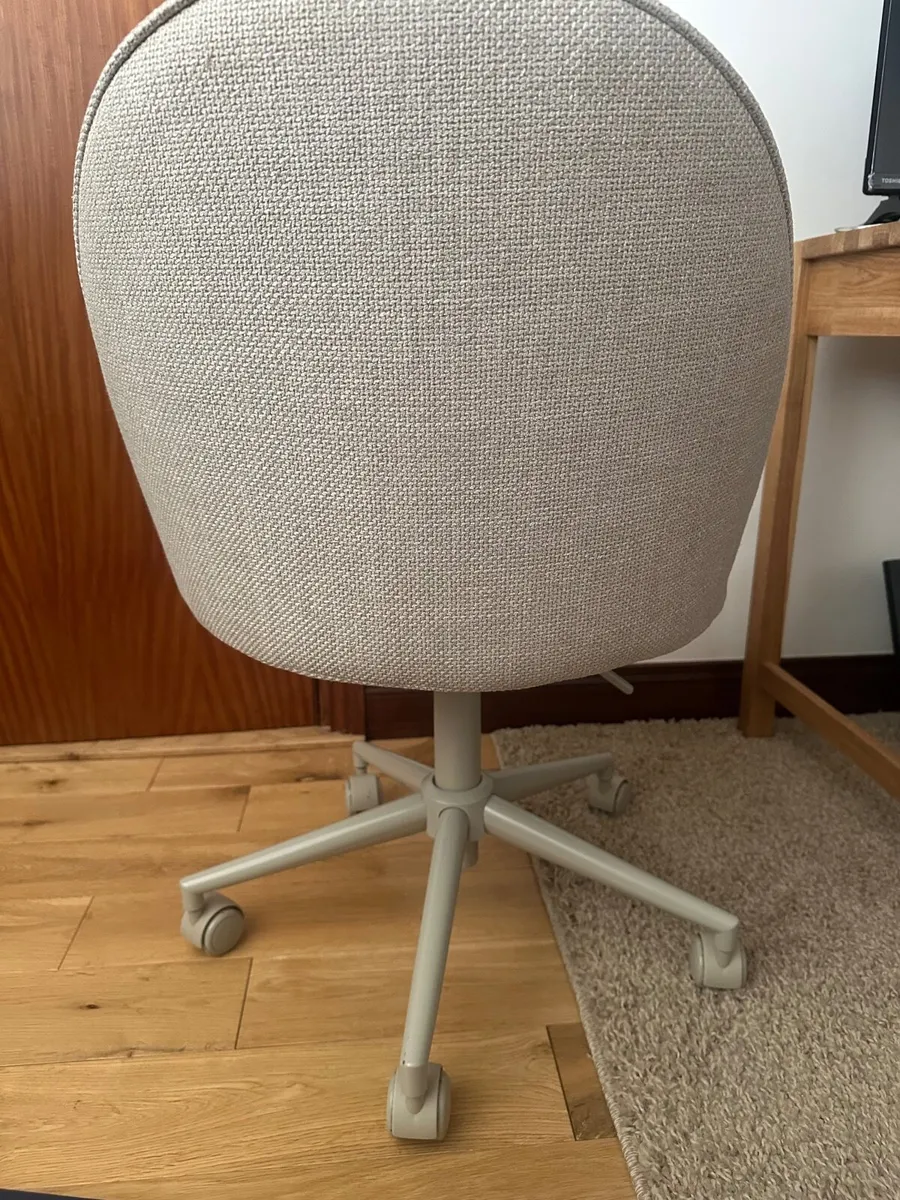 Office chair - Image 2
