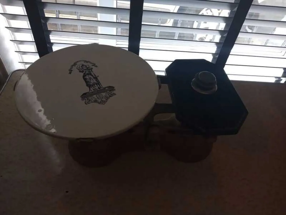 Vintage Scales - Image 2