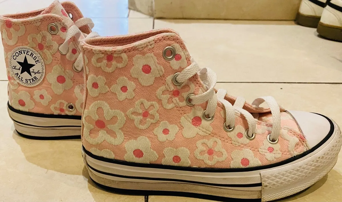 Converse Shoes - Image 2