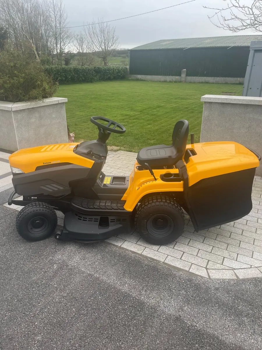 Stiga Estate 2398 HW Lawnmower - Image 1