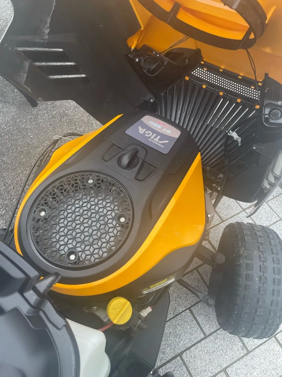 Stiga Estate 2398 HW Lawnmower - Image 4