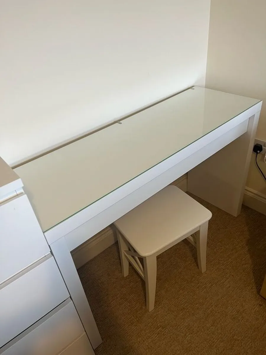 dressing table + stool - Image 1