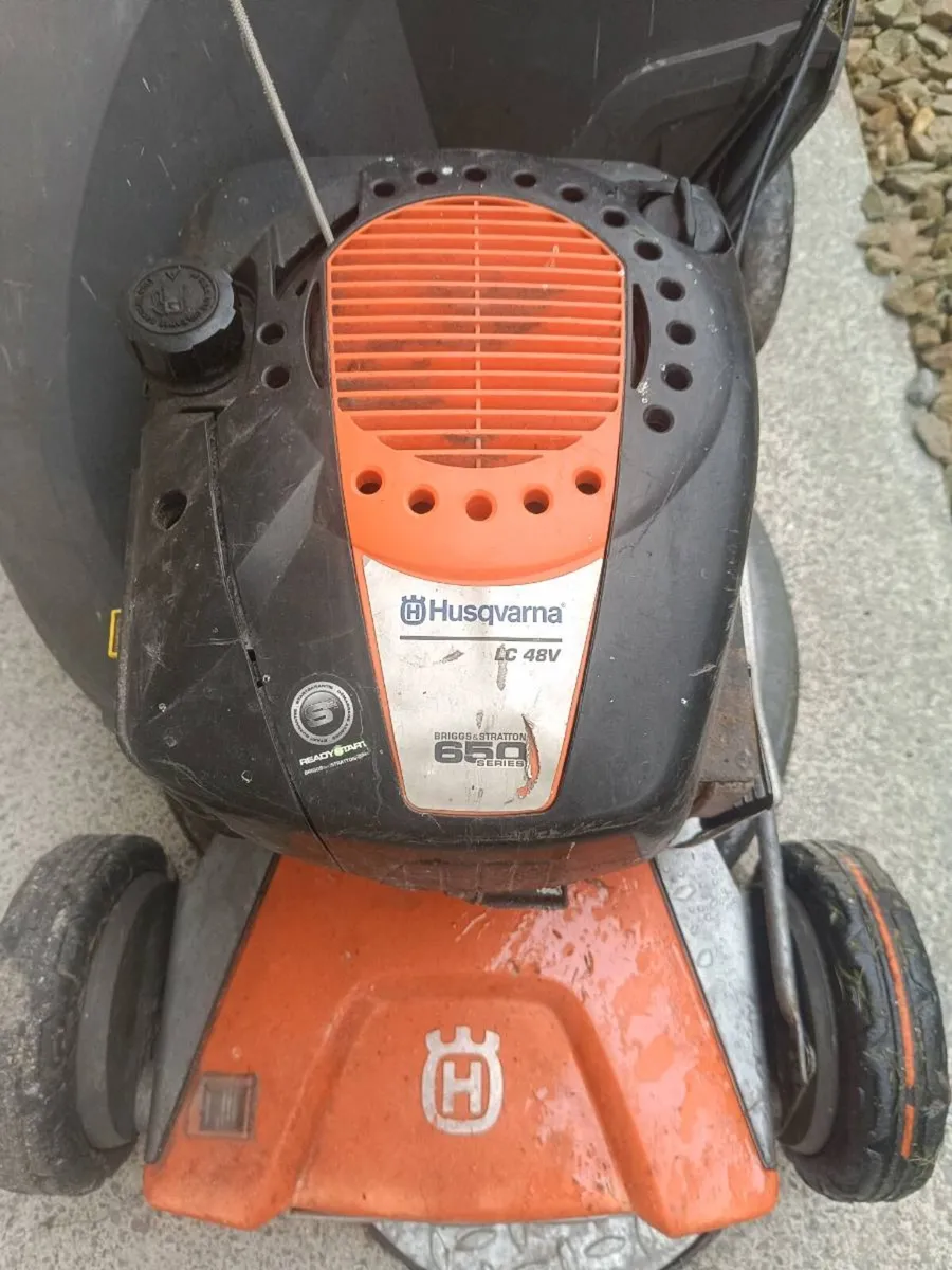 Husqvarna Push Lawnmower Petrol LC48V model - Image 1
