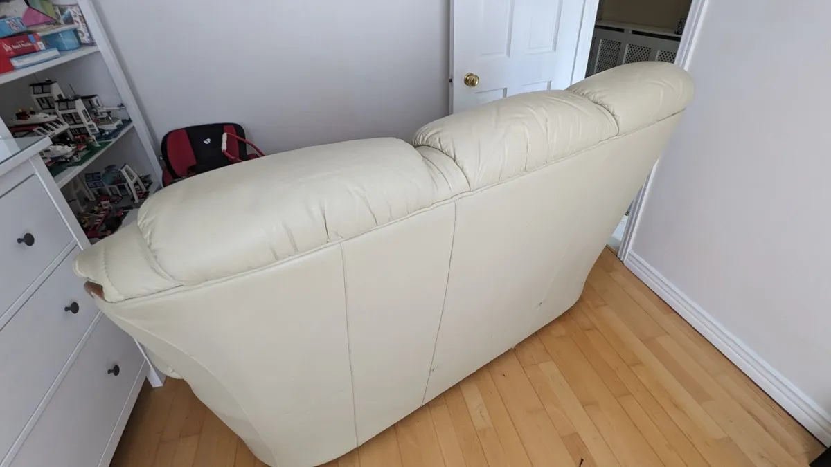 Sofa - Image 3