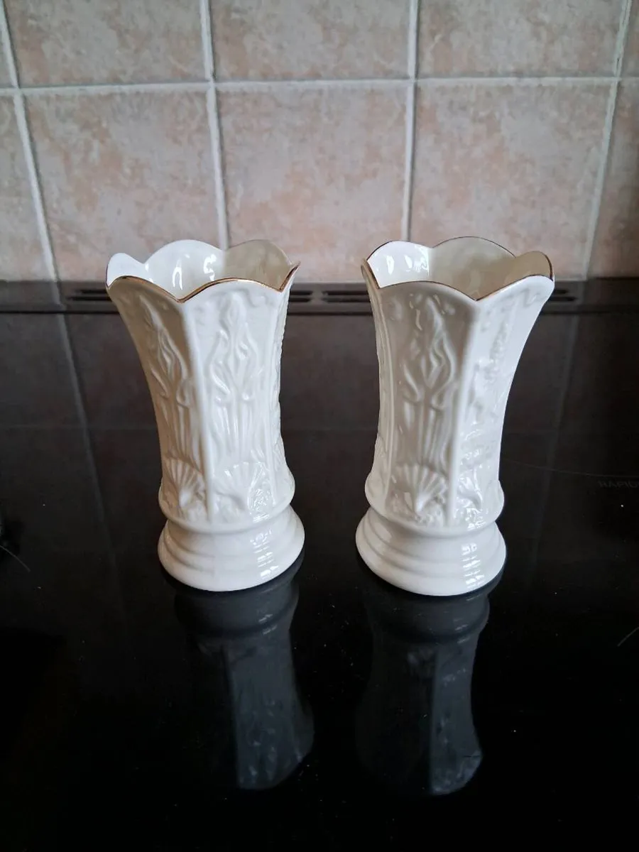 2 Small Belleek China Vase's - Image 1