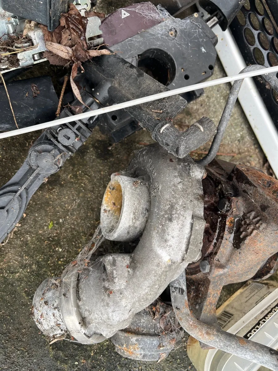 Sprinter van parts - Image 3