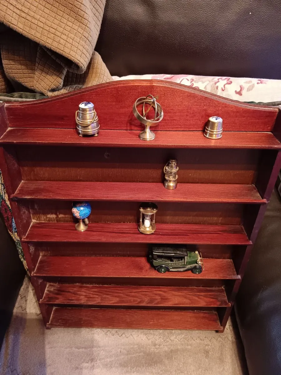 Miniature display shelves - Image 2