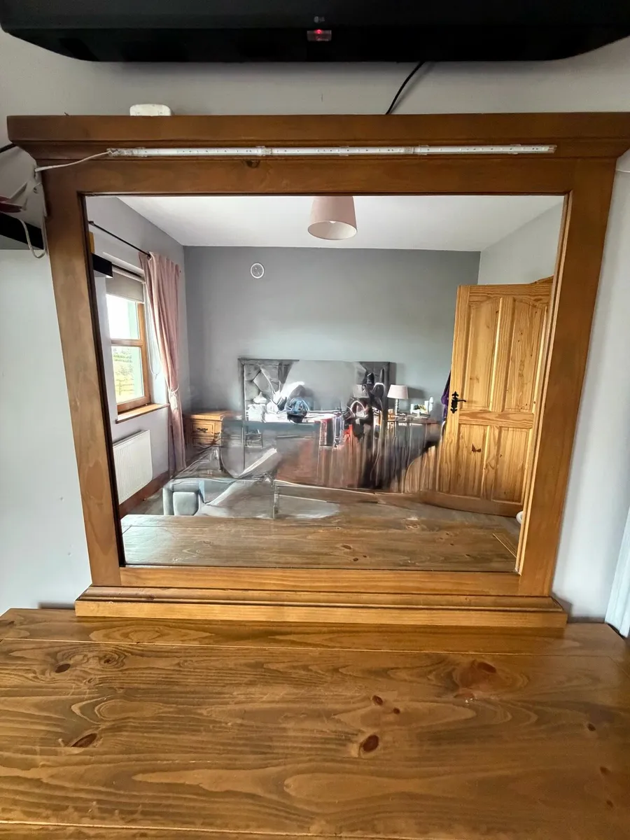 Dresser mirror and matching locker - Image 4