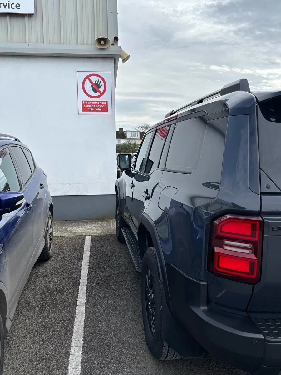 Toyota Landcruiser 250 - Image 4