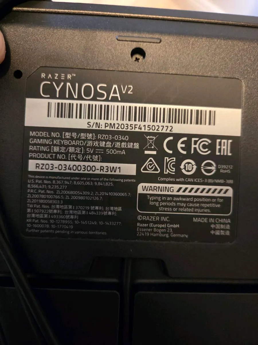 27 inch Gaming monitor + Razor keyboard and mouse - Image 3