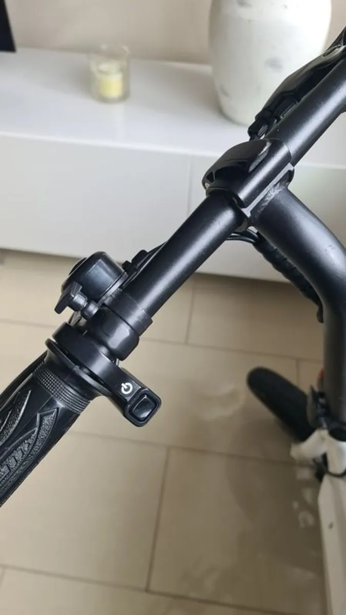 DYU D3F Working 100% - Mint Condition New Battery Electric Bike - Image 4