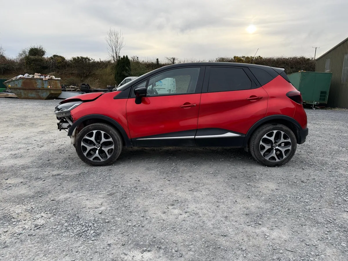 2017 Renault Captur 1.5 diesel - Image 1