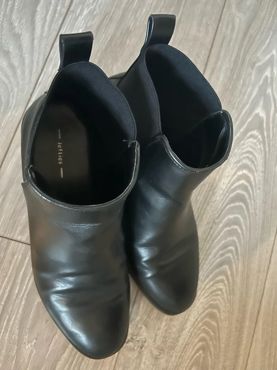 women boots - Image 3