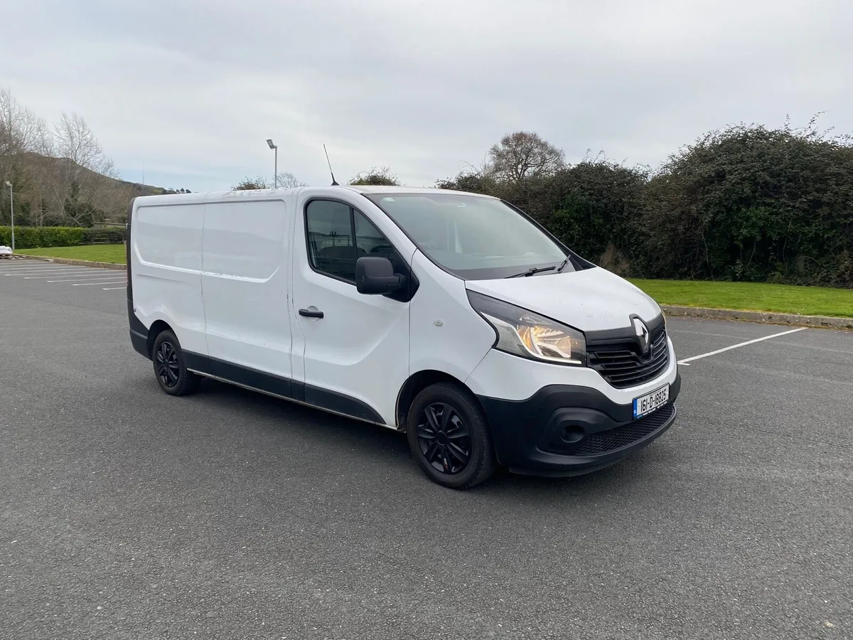 2016 Renault Trafic - Image 1