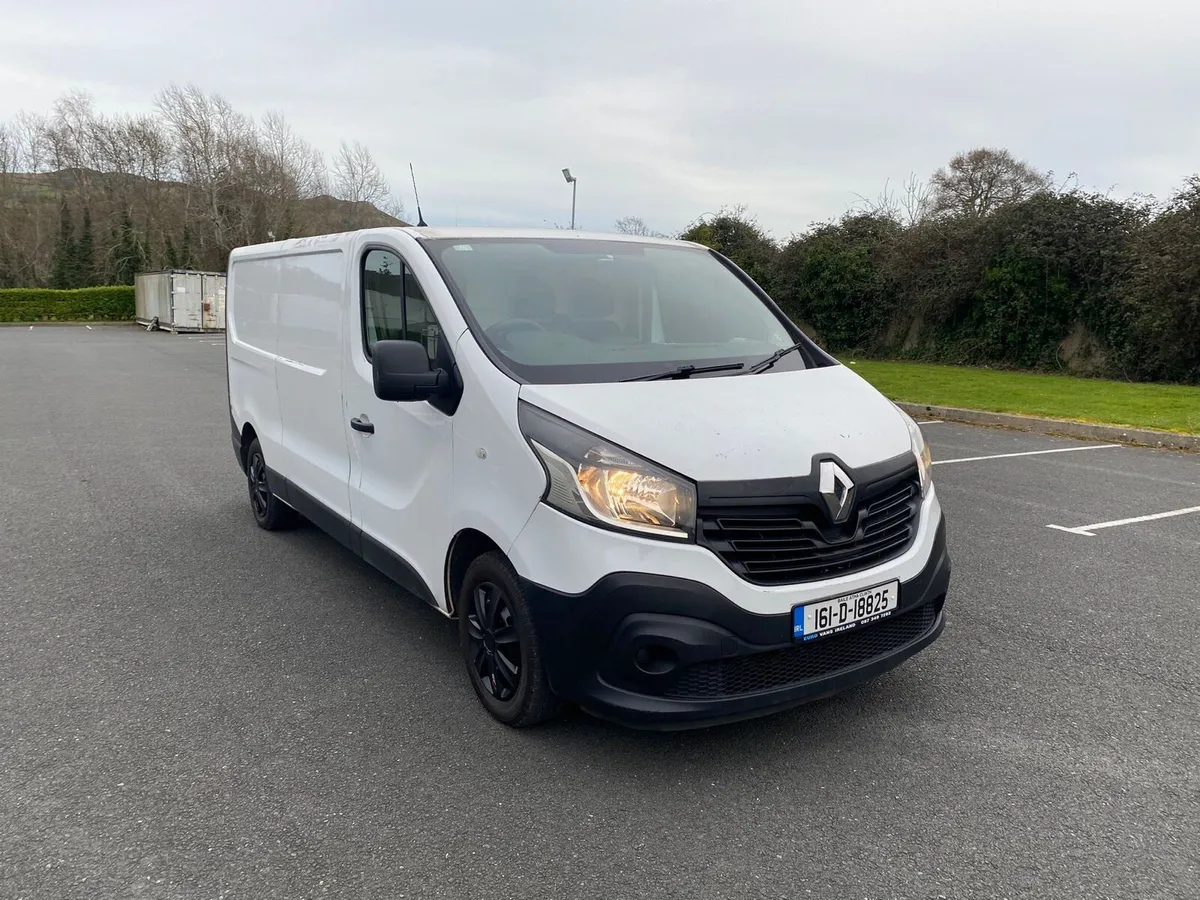 2016 Renault Trafic - Image 2