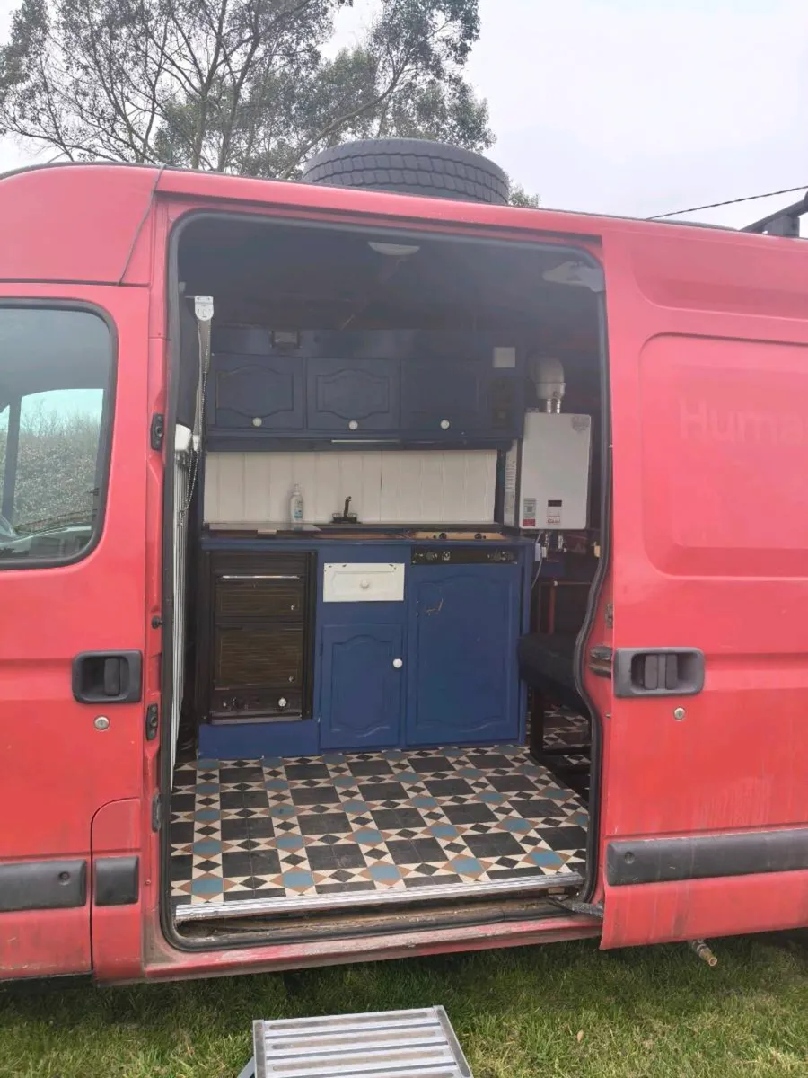 2003 Nissan interstar camper van - Image 4