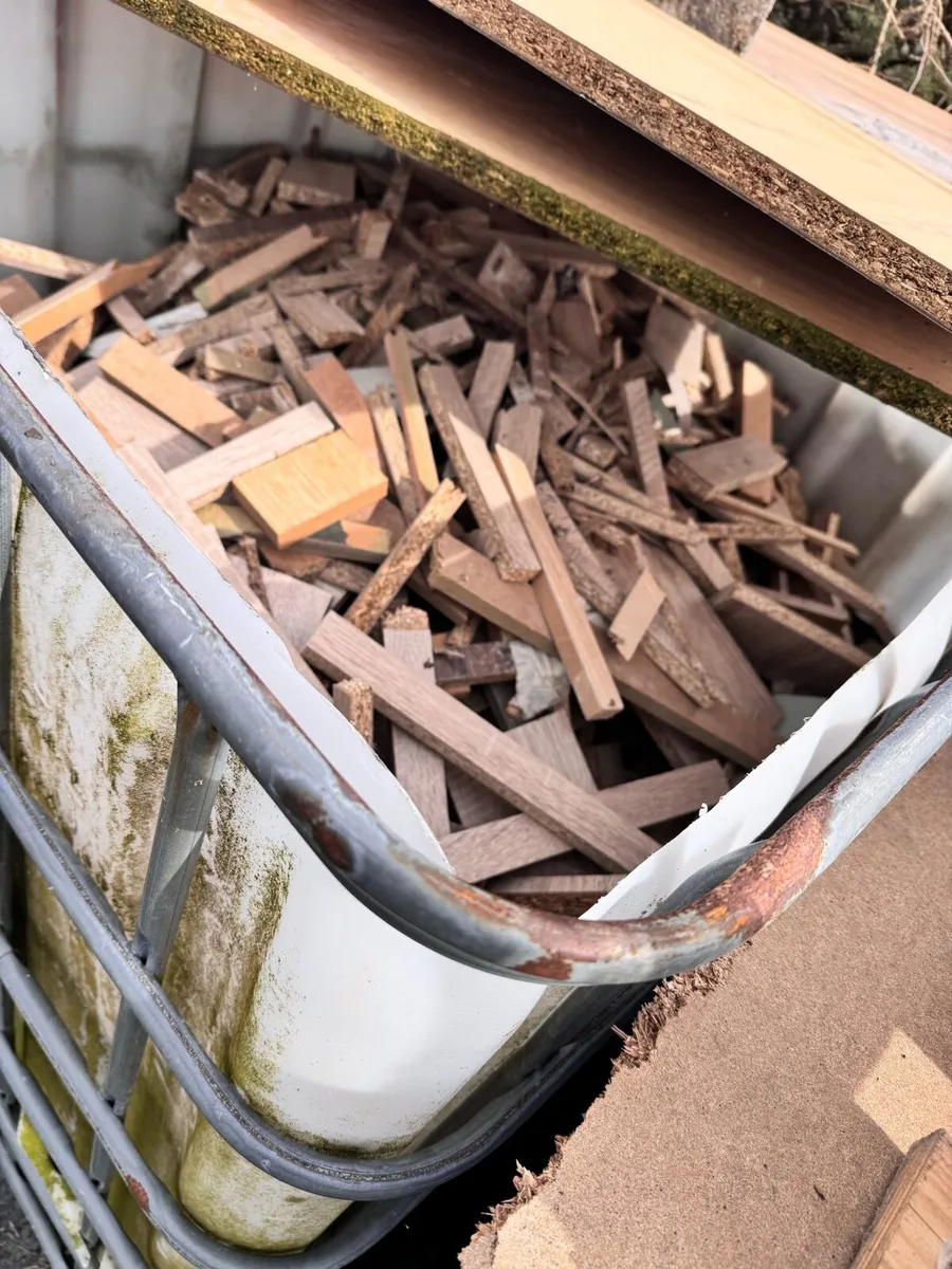 Wood off cuts - Image 3