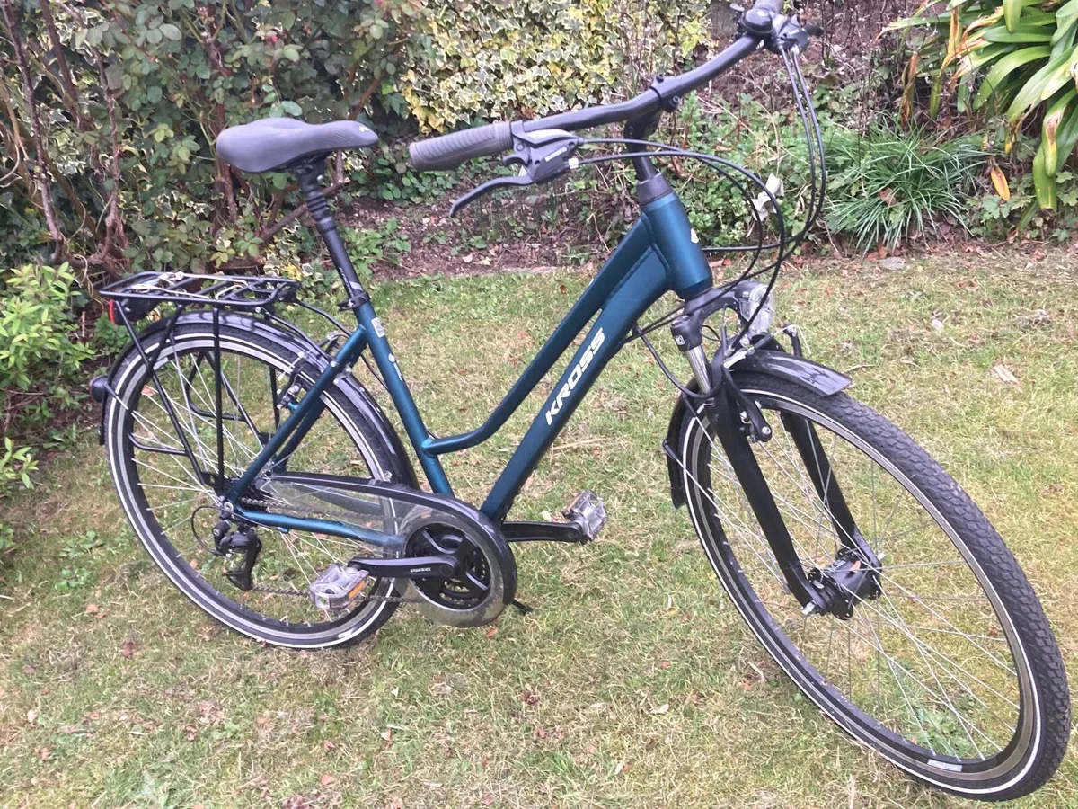 Hybrid Bike - Image 1