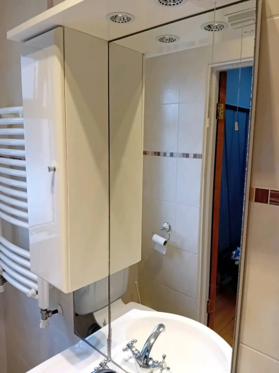 Bathroom ware - Image 3