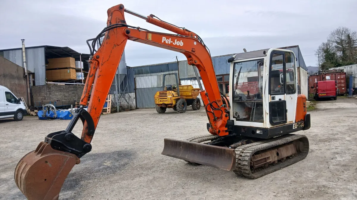 5.5 Pel Job Digger - Image 1