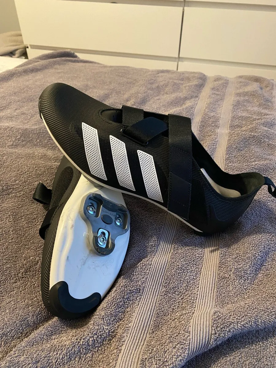 Cycling shoes - Image 2