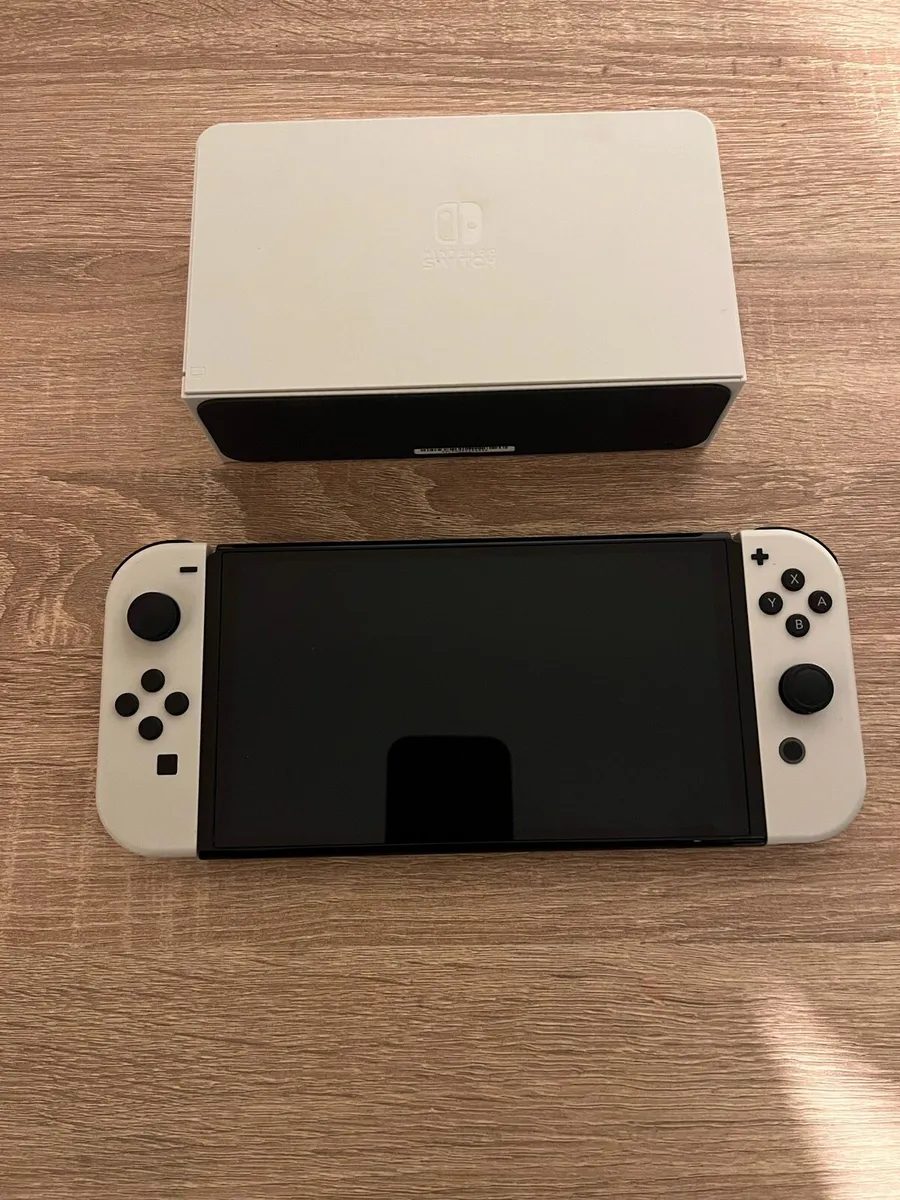 Nintendo Switch Oled - Image 2