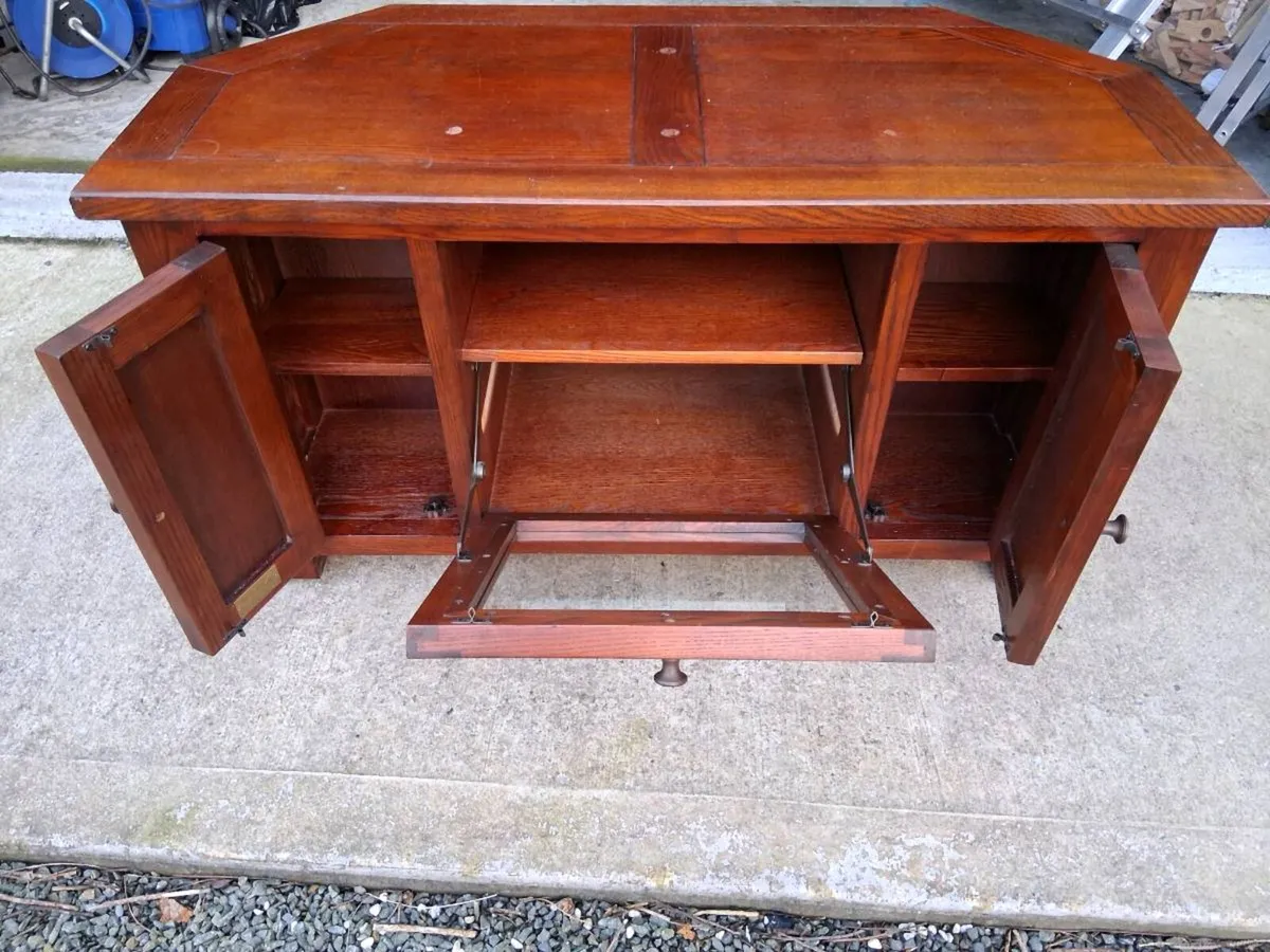 Corner TV Unit - Image 3