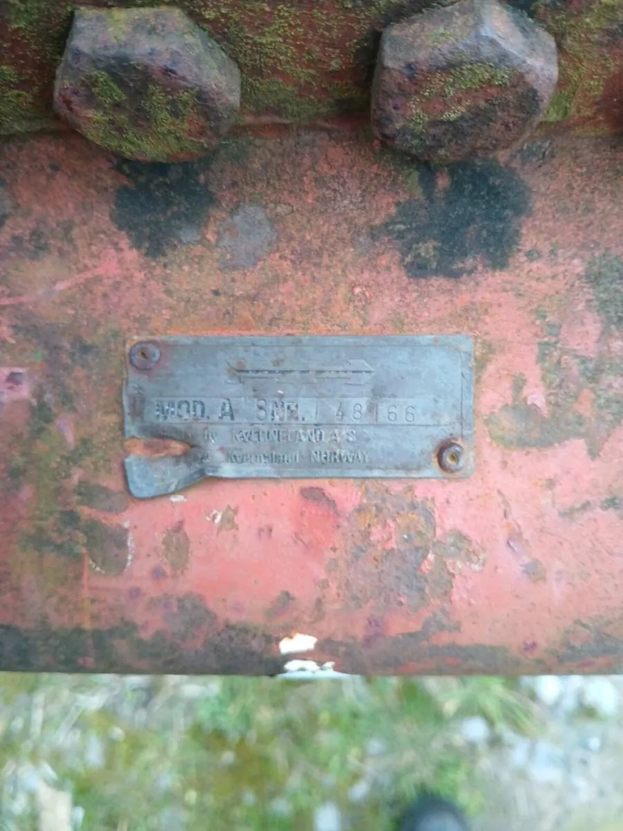 Kverneland plough - Image 4