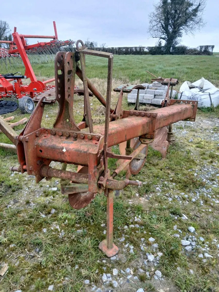 Kverneland plough - Image 1