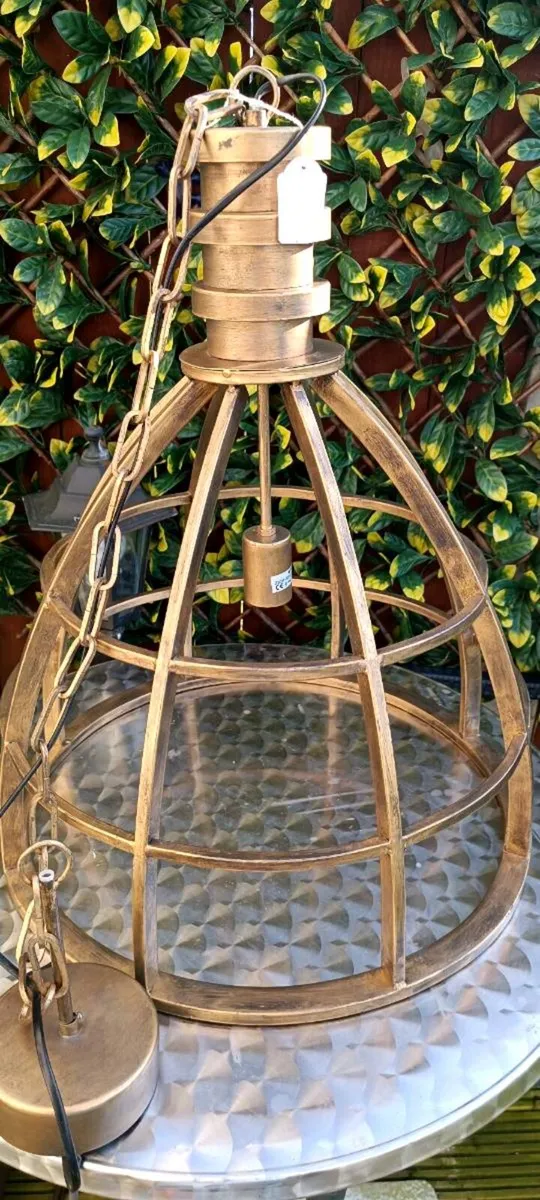 Light fittings - Image 1