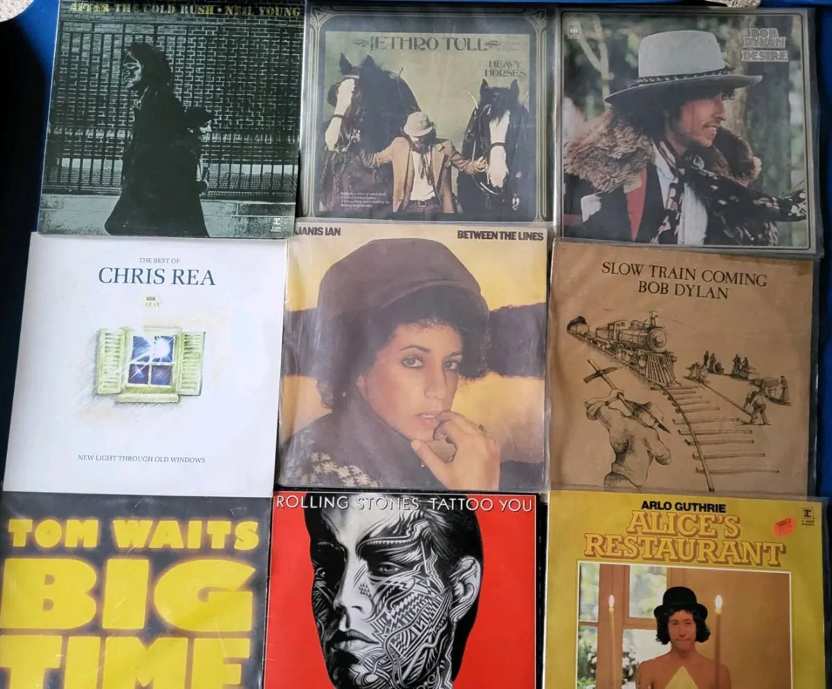 21 Vinyl Records –Mixed Rock / Pop / Folk/ Classic - Image 1