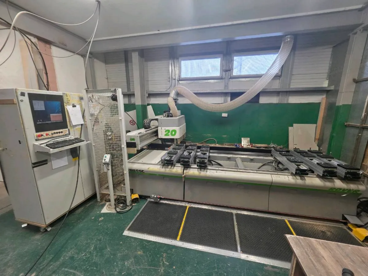 Cnc machine - Image 1