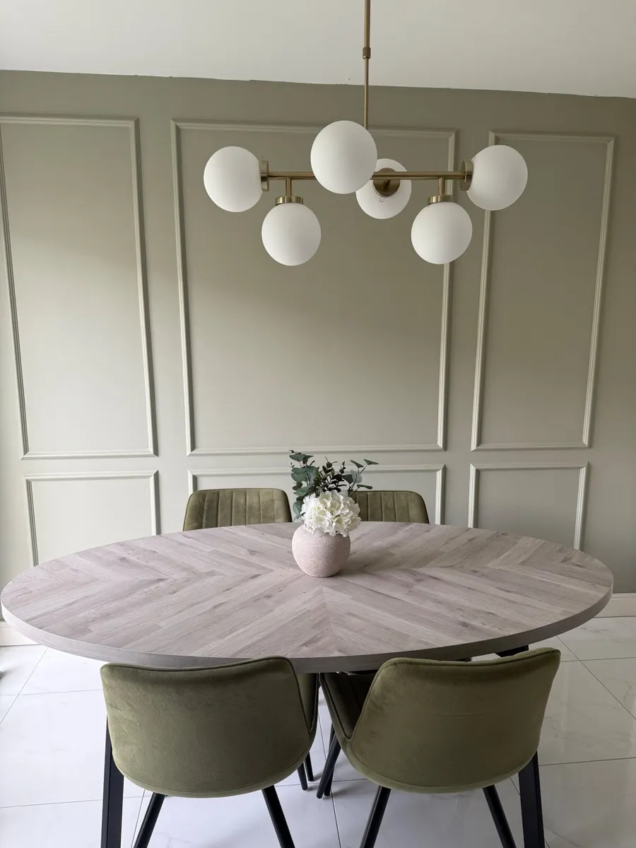 Green velvet Dining chairs - Image 1