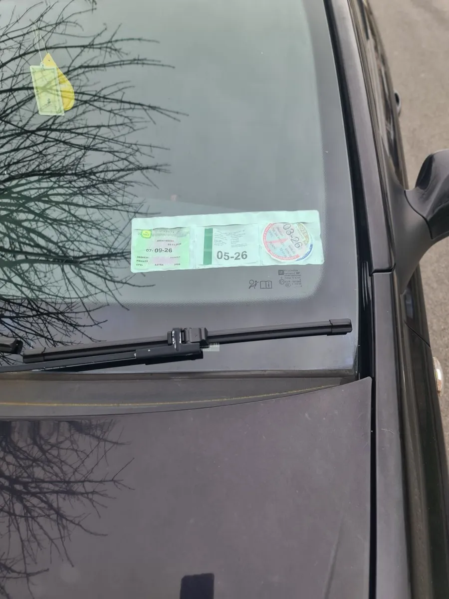 Opel Astra 2008 - Image 1